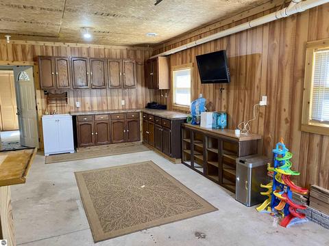 4150 Pine Dr, Gladwin, MI 48624 photo 13
