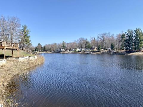 4150 Pine Dr, Gladwin, MI 48624 photo 12