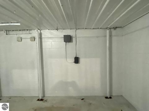 11303 Maple St, Beulah, MI 49617 photo 17