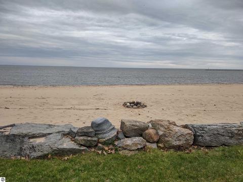 3778 E Michigan Ave, Au Gres, MI 48703 photo 2