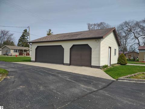 513 Detroit St, Au Gres, MI 48703 photo 5