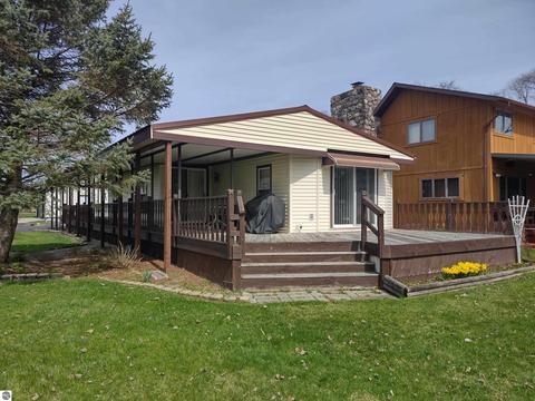 513 Detroit St, Au Gres, MI 48703 photo 7