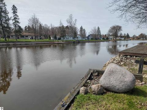 513 Detroit St, Au Gres, MI 48703 photo 11