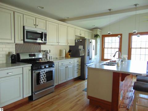 321 W Center St, Ithaca, MI 48847 photo 25