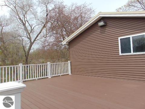 321 W Center St, Ithaca, MI 48847 photo 4