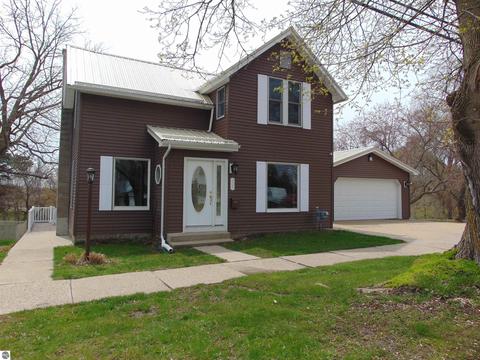 321 W Center St, Ithaca, MI 48847 photo 6