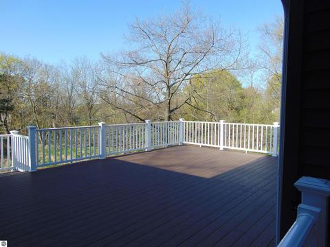 321 W Center St, Ithaca, MI 48847 photo 8