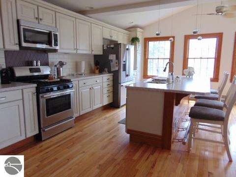 321 W Center St, Ithaca, MI 48847 photo 14