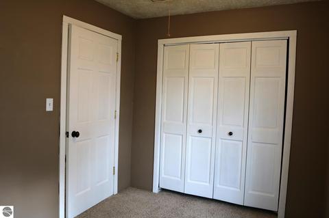 614 E South St, Ithaca, MI 48847 photo 26