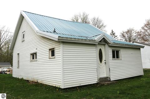 614 E South St, Ithaca, MI 48847 photo 35