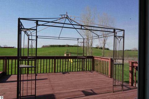 1095 E Walton Rd, Shepherd, MI 48883 photo 23