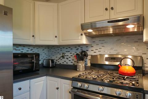 1095 E Walton Rd, Shepherd, MI 48883 photo 5
