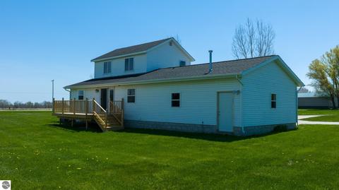 9682 S Wise Rd, Shepherd, MI 48883 photo 5