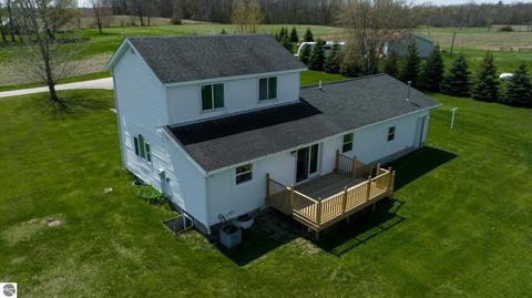 9682 S Wise Rd, Shepherd, MI 48883 photo 25