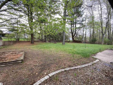 806 N Riv, Gladwin, MI 48624 photo 15