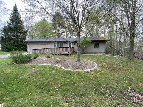 806 N Riv, Gladwin, MI 48624 photo 18