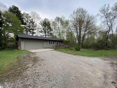 806 N Riv, Gladwin, MI 48624 photo 17