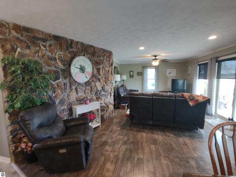 2390 Bay Ridge Dr, Au Gres, MI 48703 photo 17