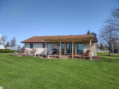 2390 Bay Ridge Dr, Au Gres, MI 48703 photo 4