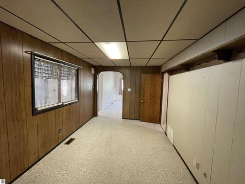 424 E Pine St, Cadillac, MI 49601 photo 15