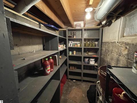 424 E Pine St, Cadillac, MI 49601 photo 36