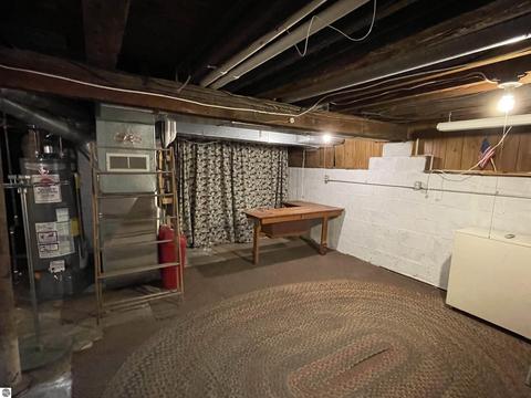 424 E Pine St, Cadillac, MI 49601 photo 33