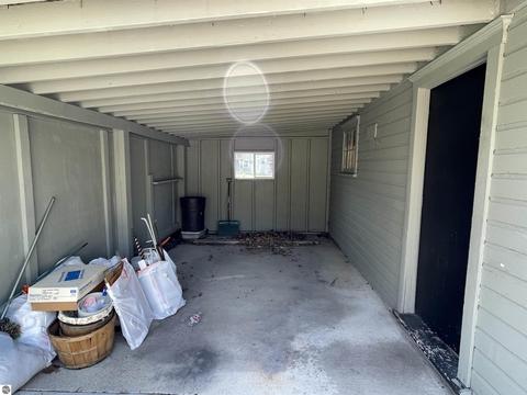 424 E Pine St, Cadillac, MI 49601 photo 30