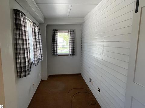 424 E Pine St, Cadillac, MI 49601 photo 17