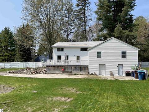 3051 E Siebert Rd, Midland, MI 48642 photo 23