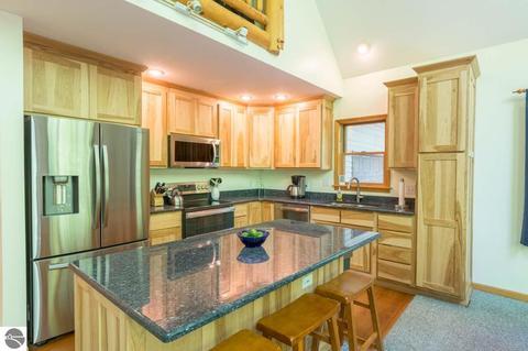2757 E Sugar Maple Dr, Cedar, MI 49621 photo 3