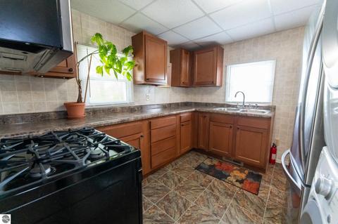 10025 E Baseline Rd, Mount Pleasant, MI 48858 photo 26