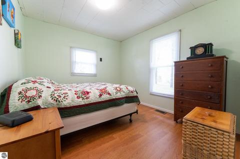 10025 E Baseline Rd, Mount Pleasant, MI 48858 photo 30