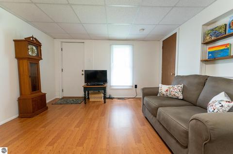 10025 E Baseline Rd, Mount Pleasant, MI 48858 photo 18