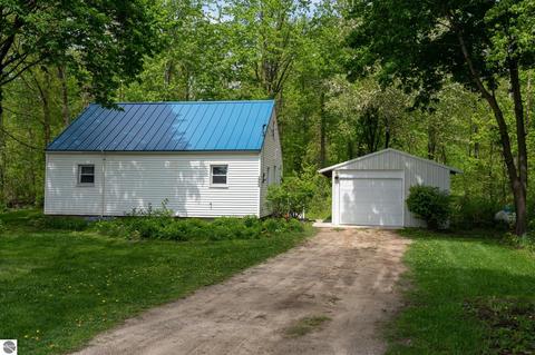 10025 E Baseline Rd, Mount Pleasant, MI 48858 photo 14