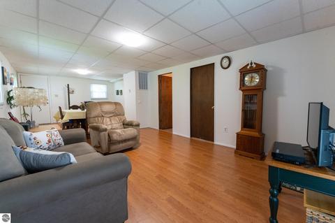 10025 E Baseline Rd, Mount Pleasant, MI 48858 photo 20