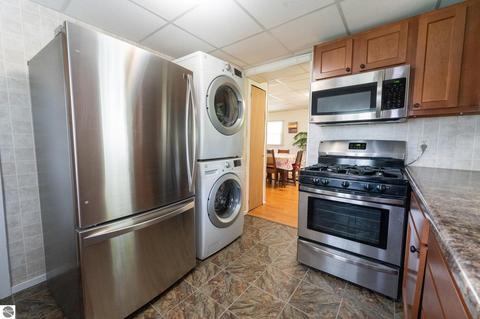 10025 E Baseline Rd, Mount Pleasant, MI 48858 photo 29
