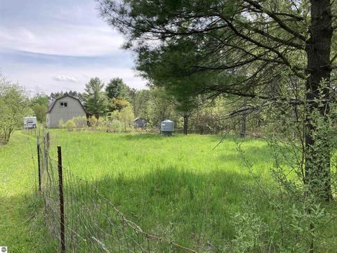 763 Sensabaugh Rd, Lupton, MI 48635 photo 38
