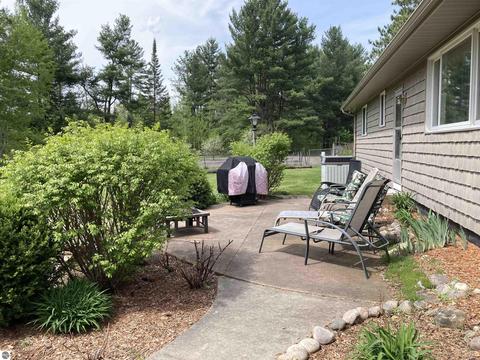 763 Sensabaugh Rd, Lupton, MI 48635 photo 12