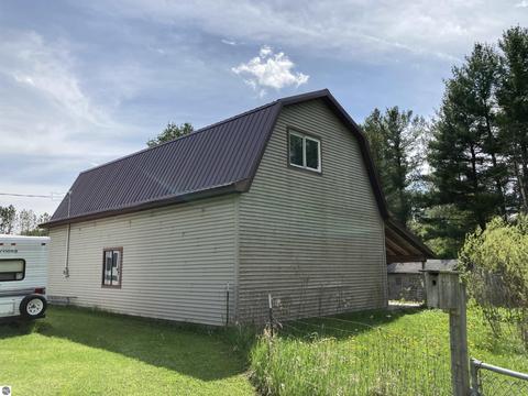 763 Sensabaugh Rd, Lupton, MI 48635 photo 40