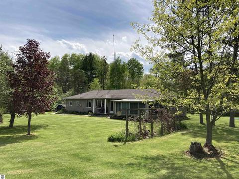 763 Sensabaugh Rd, Lupton, MI 48635 photo 47