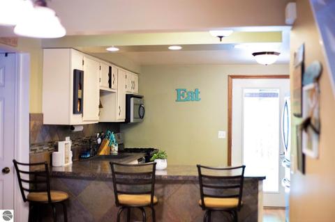 1088 Wiggins Lake Rd, Gladwin, MI 48624 photo 4