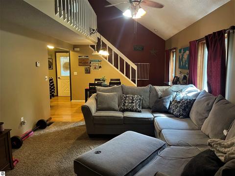 1088 Wiggins Lake Rd, Gladwin, MI 48624 photo 9