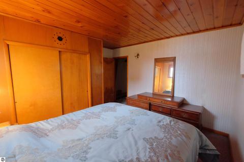 2708 Shady Shores Rd, Lupton, MI 48635 photo 12