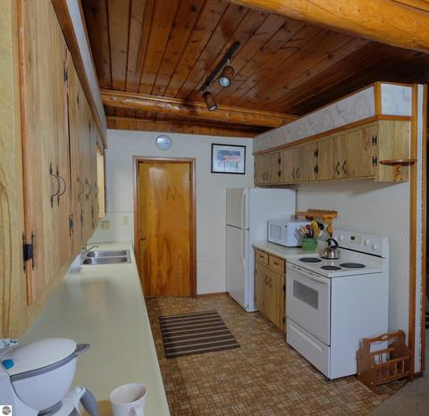 2708 Shady Shores Rd, Lupton, MI 48635 photo 7