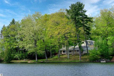 2708 Shady Shores Rd, Lupton, MI 48635 photo 1