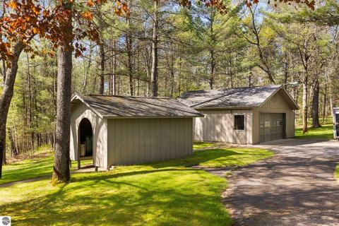 1779 Schmidt Trl, Grayling, MI 49738 photo 36