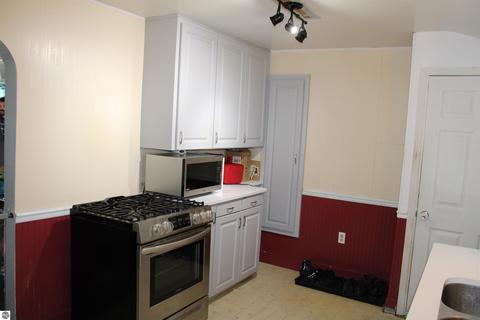 903 E Andre Ave, Mount Pleasant, MI 48858 photo 16