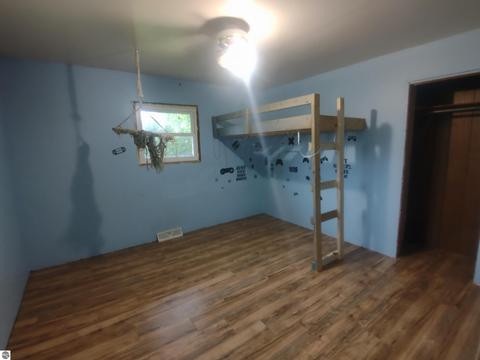 214 W Michigan Ave, Au Gres, MI 48703 photo 7