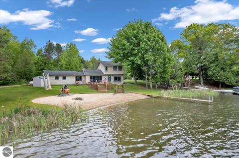 8600 Front St, Hale, MI 48739 photo 1