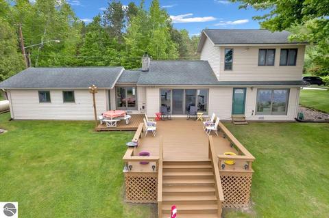 8600 Front St, Hale, MI 48739 photo 5